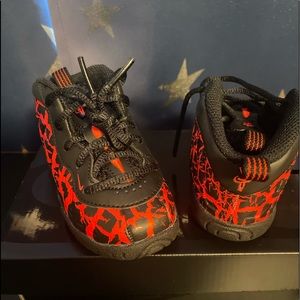 Toddler shoes 5c - brand new